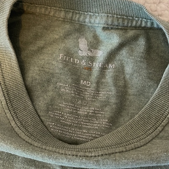 Field & Stream T-shirt Lot. Size Medium. - Picture 4 of 9